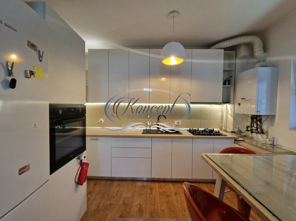 Apartament la cheie cu gradina pe strada Razoare