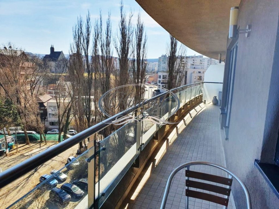 Apartament pe strada Plopilor