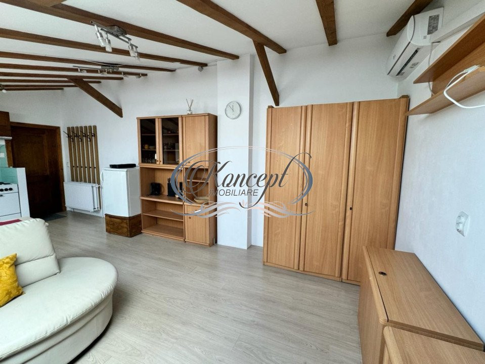 Apartament luminos, proaspat renovat la vila in cartierul Gheorgheni