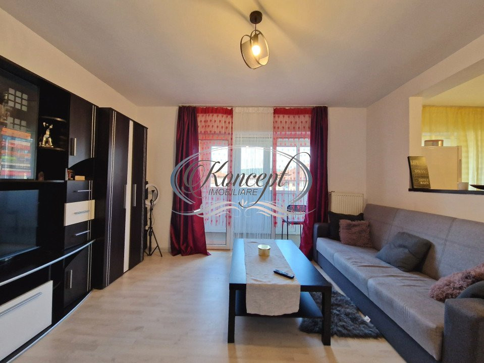 Apartament cu parcare, pe strada Florilor