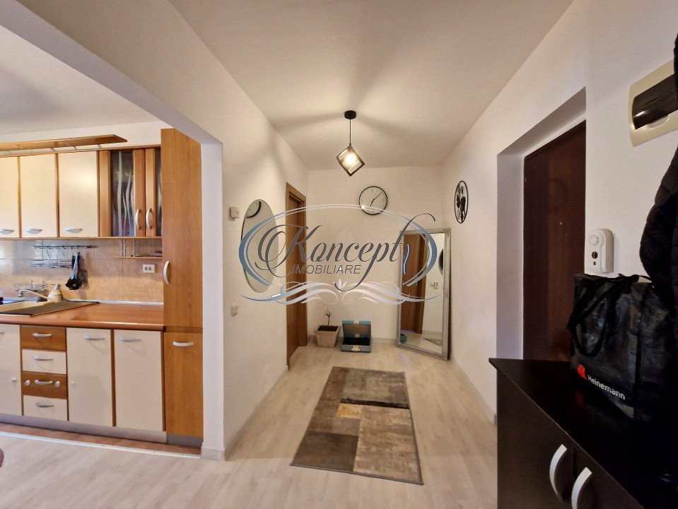 Apartament cu parcare, pe strada Florilor