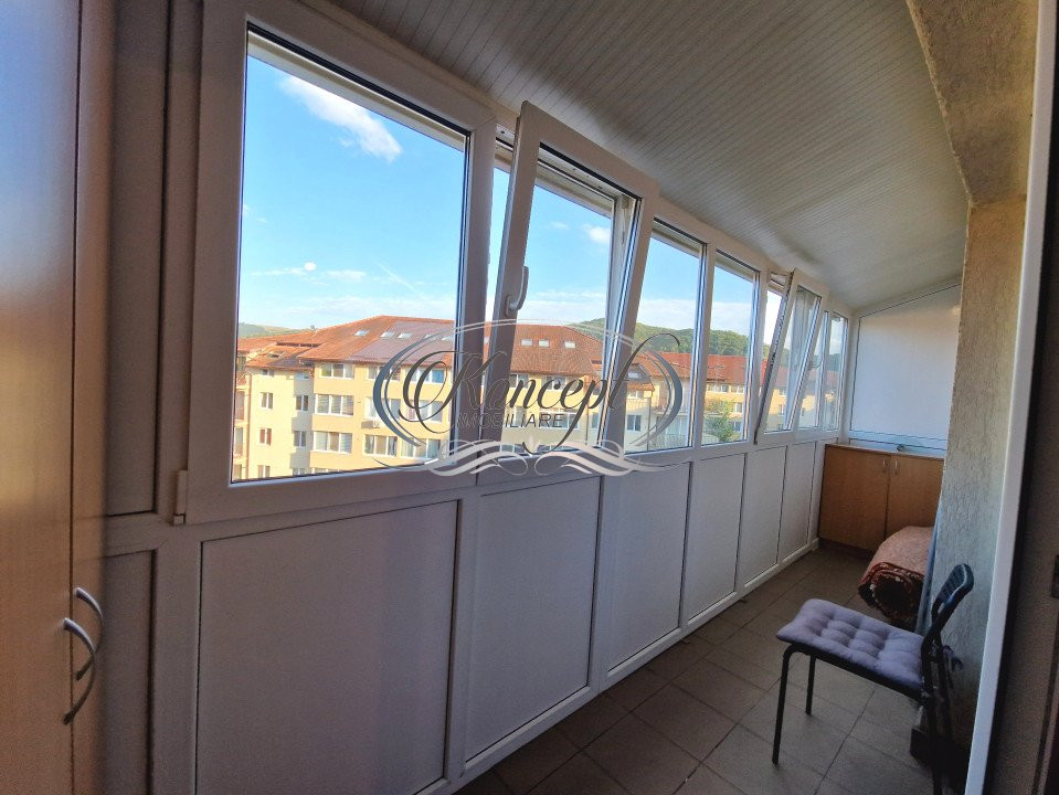 Apartament cu parcare, pe strada Florilor