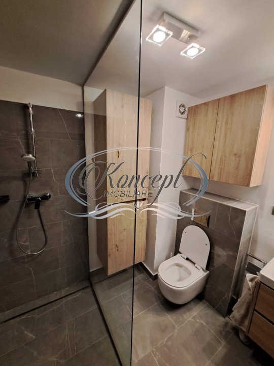 Apartament cu terasa si parcare, la prima inchiriere