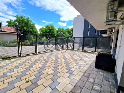 Apartament cu terasa generoasa pe strada Maramuresului