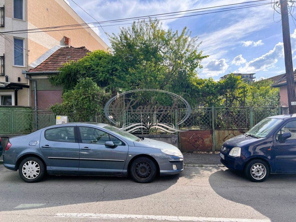 Casa cu teren in Iris