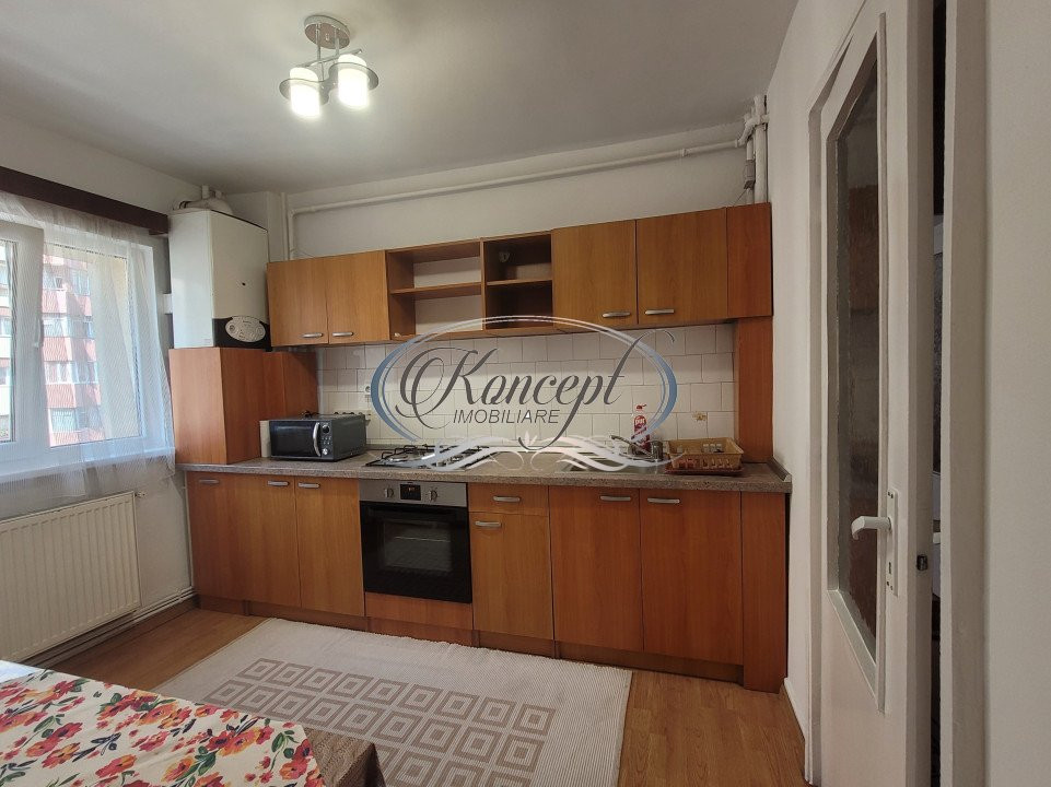Apartament spatios in zona Pietei Marasti 