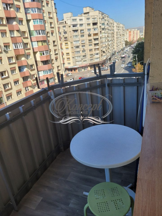 Apartament spatios in zona Pietei Marasti 