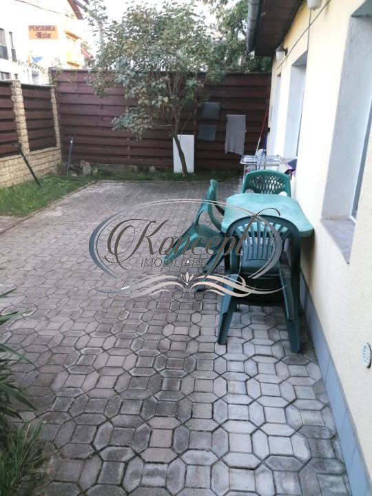 Zona UMF, casa de inchiriat cu curte