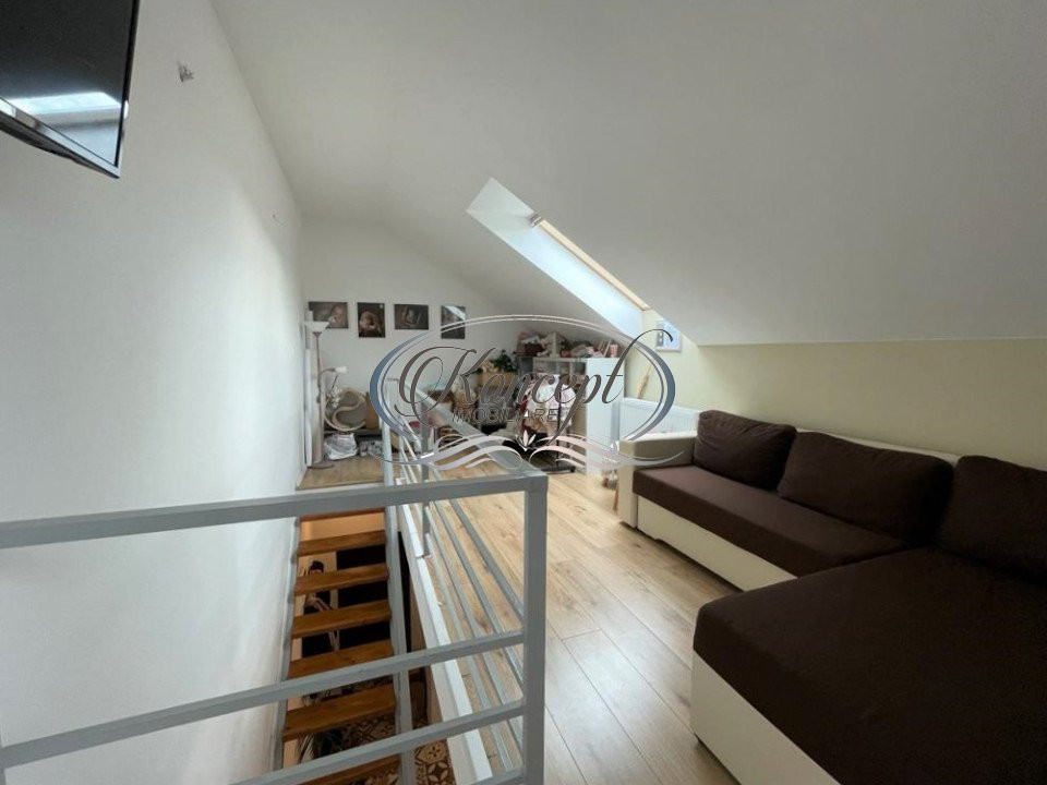 Apartament cu scara interioara la cheie