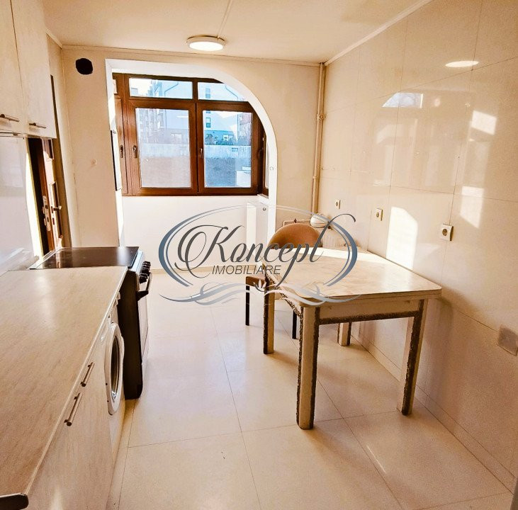 Apartament pe strada Plopilor