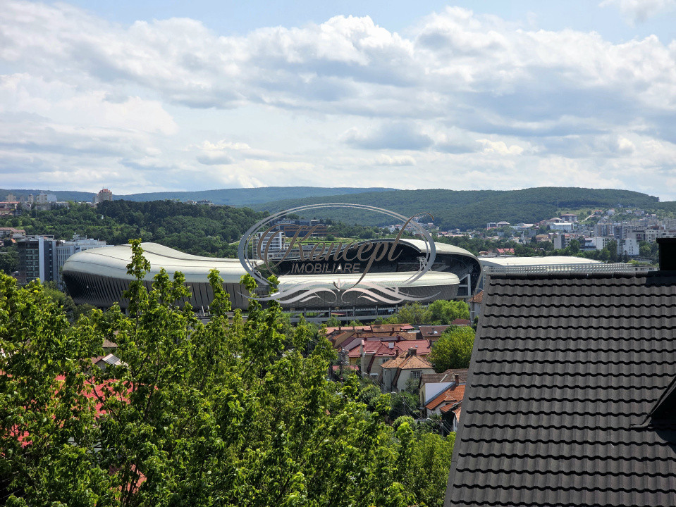 Casa reprezentativa in Gruia, vedere spre Cluj Arena