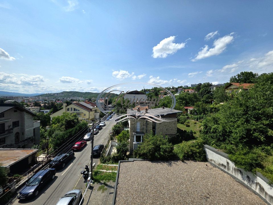Casa reprezentativa in Gruia, vedere spre Cluj Arena