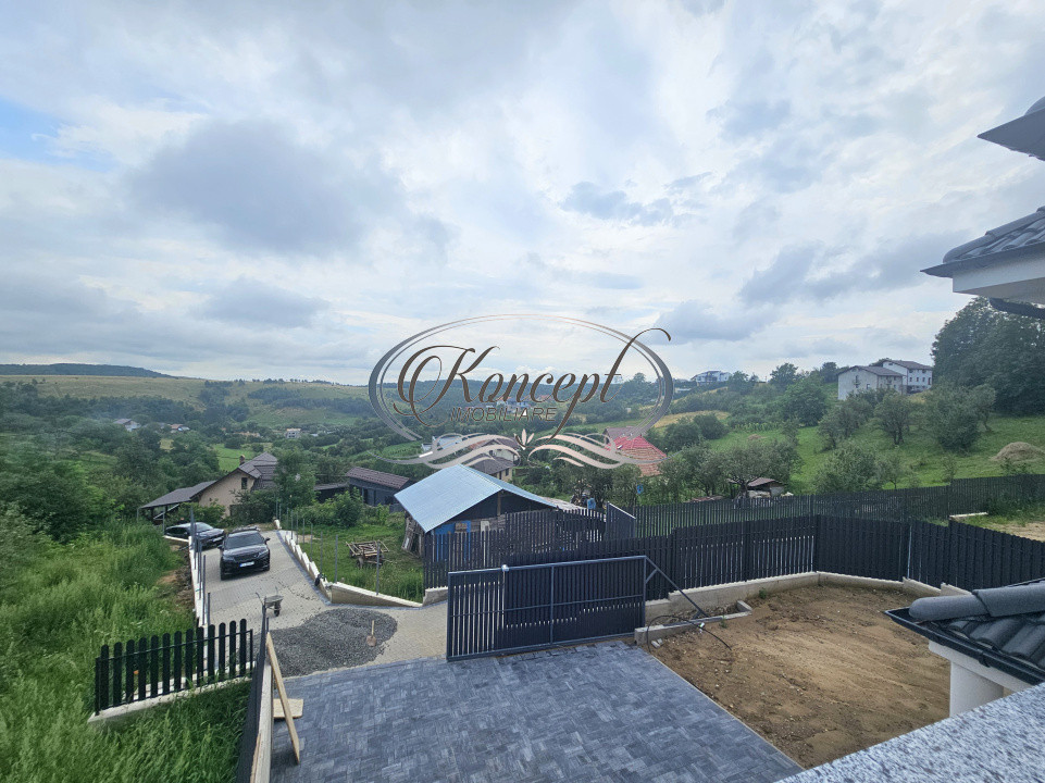 Casa cu panorama, in zona linistita