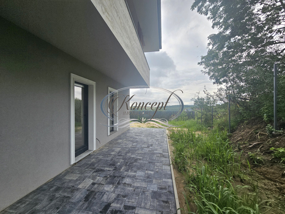 Casa cu panorama, in zona linistita
