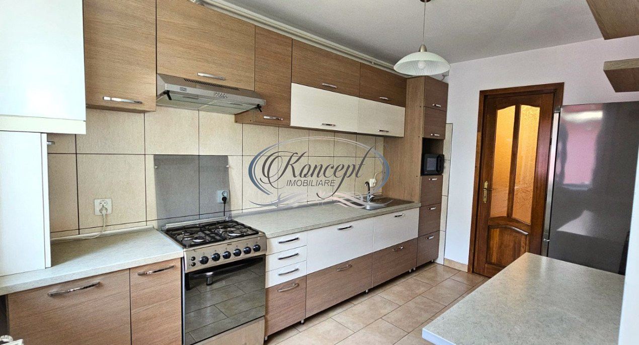 Apartament modern cu parcare