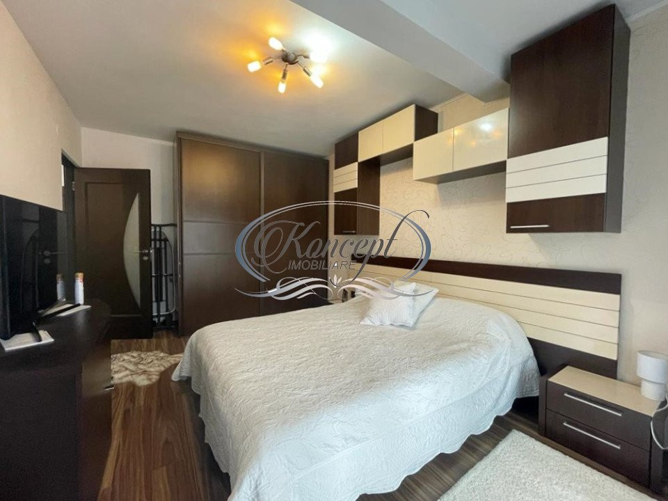 Apartament spatios, la cheie, zona Terra