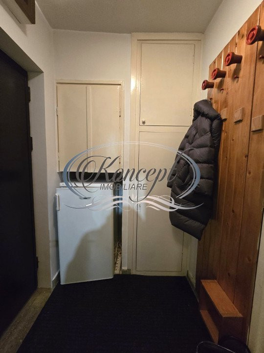 Apartament cu potential investitional in Plopilor 
