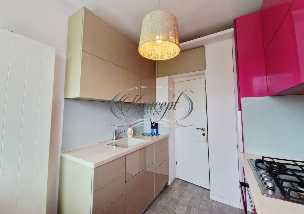 3 camere cu balcon, Mamaia