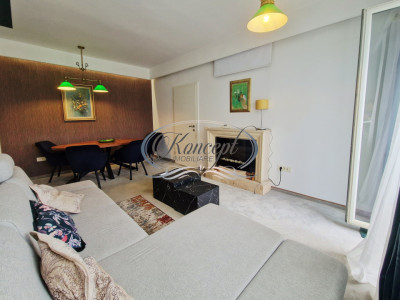 3 camere cu balcon, Mamaia