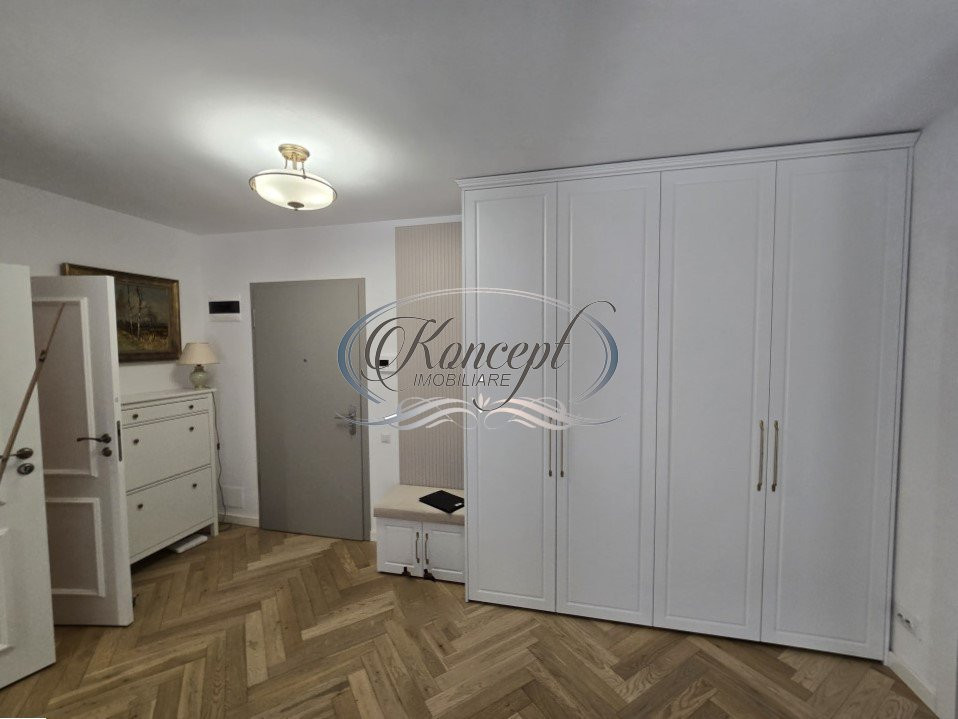 Apartament cu terasa si parcare