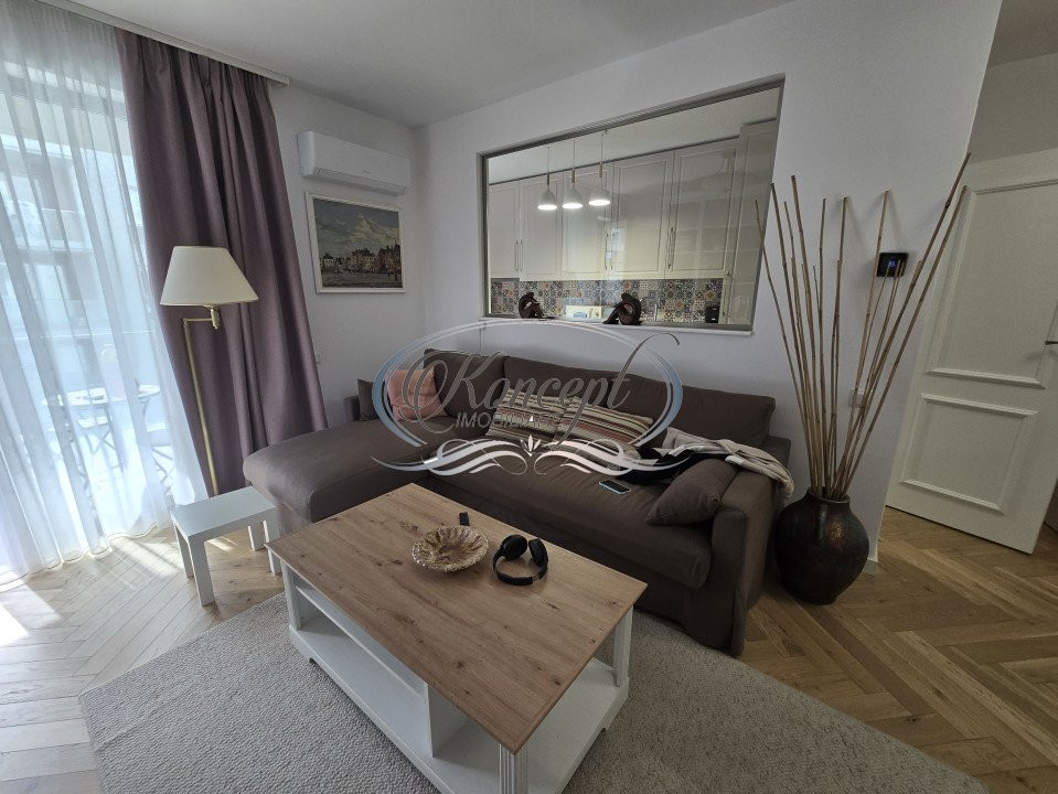 Apartament cu terasa si parcare