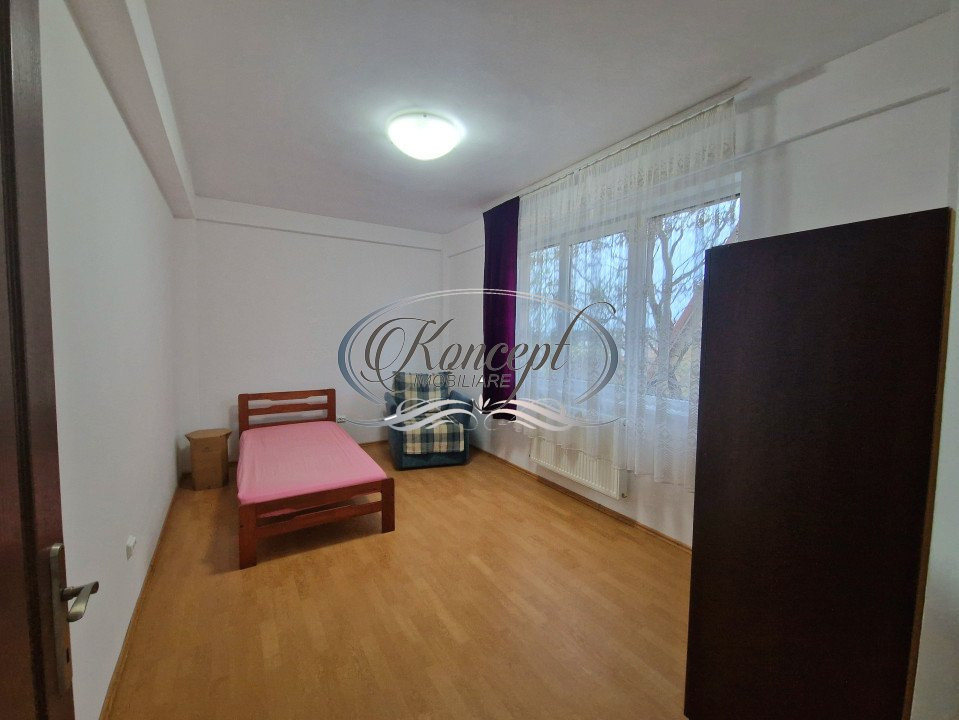 Apartament spatios in imobil tip vila, Manastur