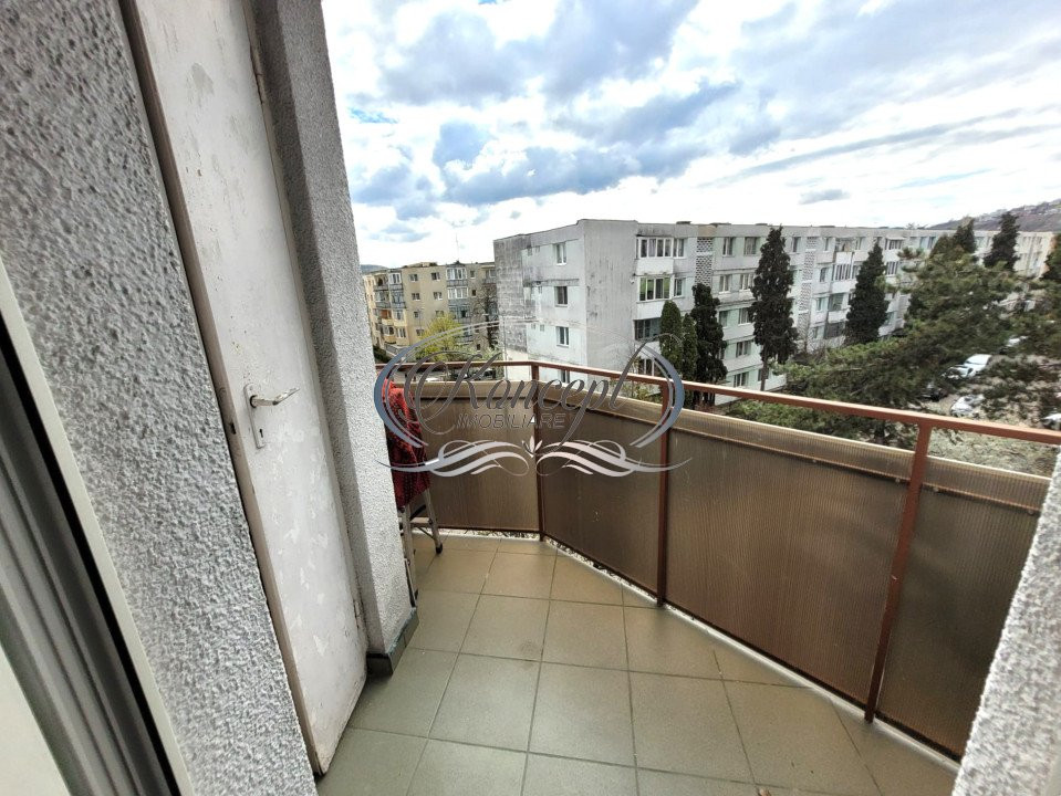 Apartament la etaj intermediar, la prima inchiriere