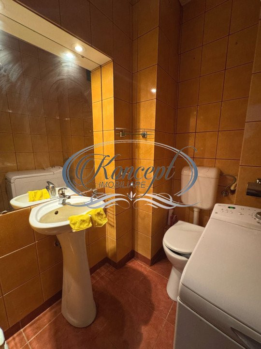 Apartament spatios pe strada Dambovitei