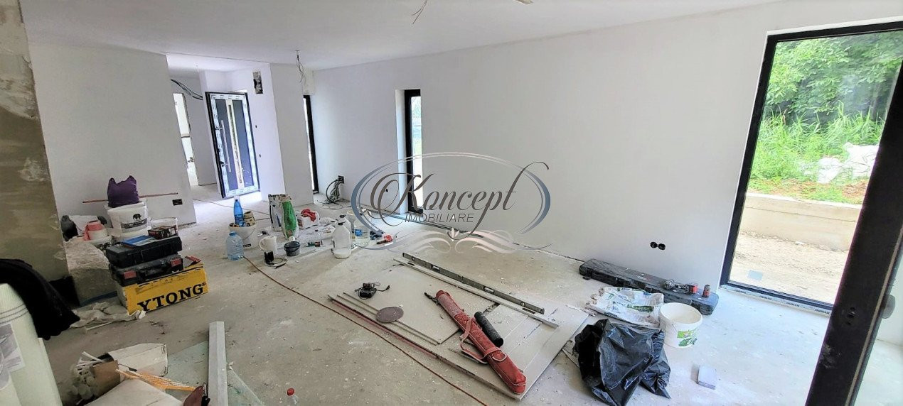 Duplex exclusivist in Andrei Muresanu