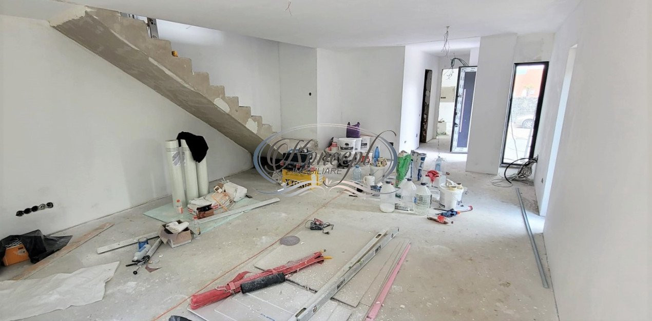 Duplex exclusivist in Andrei Muresanu