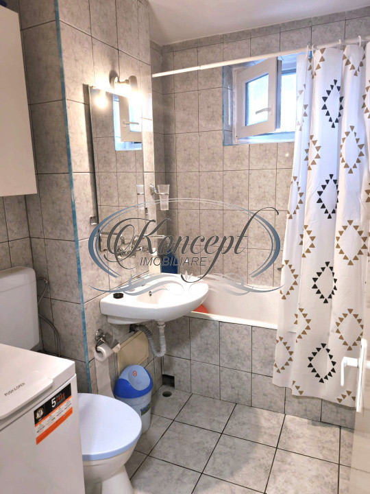 Apartament decomandat in zona Parcului Rozelor