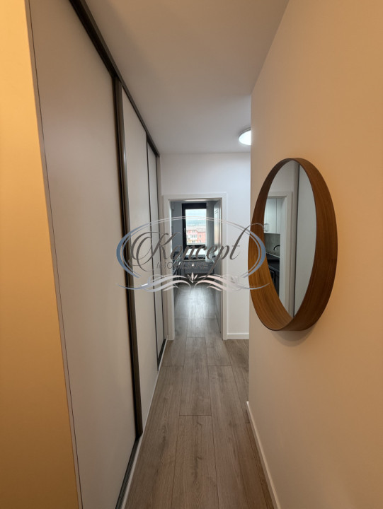 Apartament cu terasa, parcare si vedere catre lac, in Park Lake 