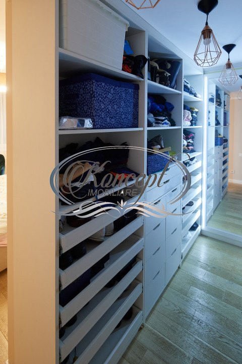 Apartament la cheie, cu parcare, pe strada Hasdeu
