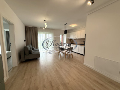 Apartament luminos la prima inchiririere cu parcare in zona Vivo 