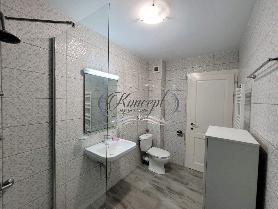 Apartament spatios la cheie, cu parcare