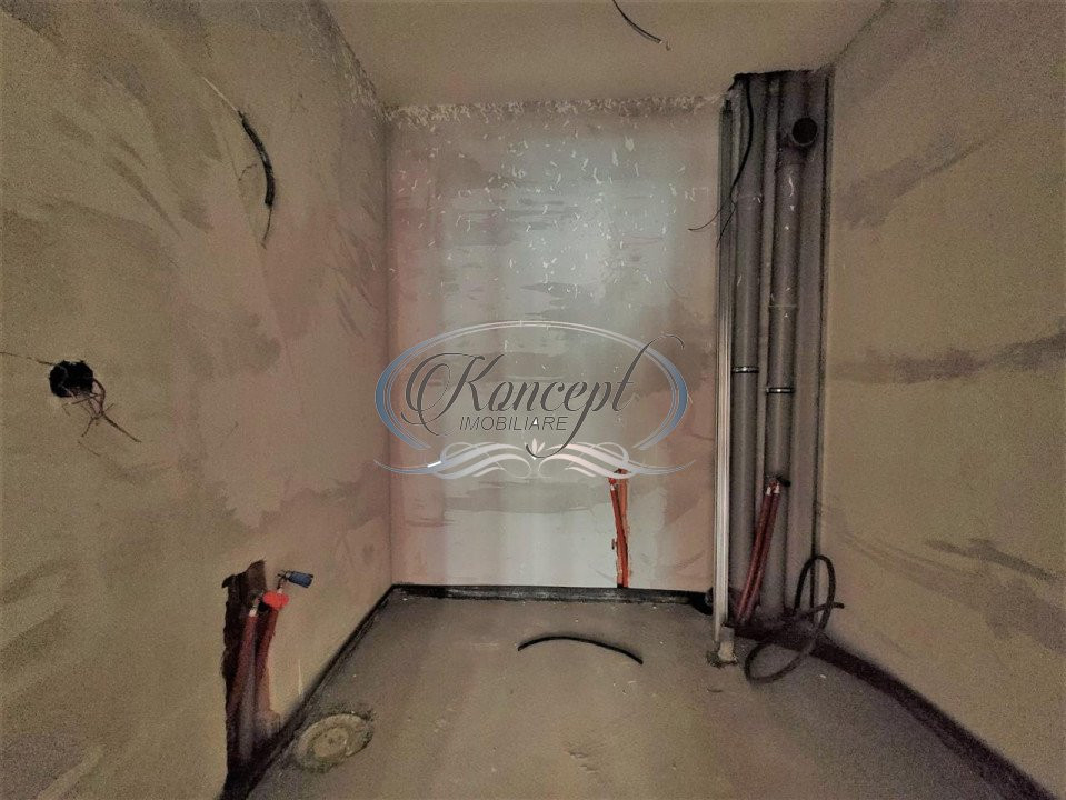 Apartament si 2 bai, zona Poligon