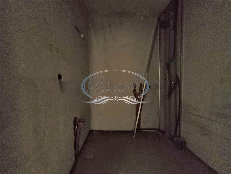 Apartament si 2 bai, zona Poligon