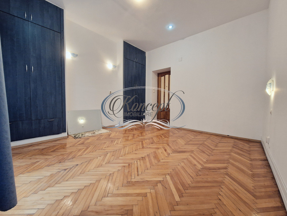 Apartament in imobil interbelic, str. Emil Racovita