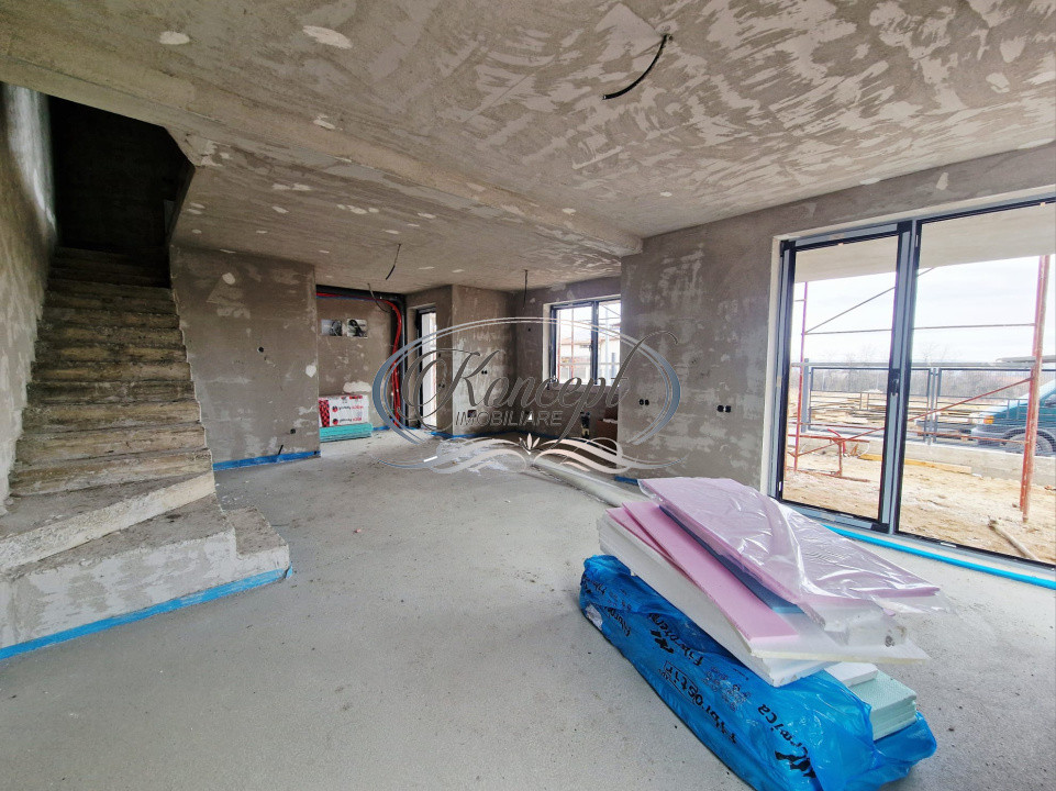 Duplex premium si FINISAT pe Mihai Romanu