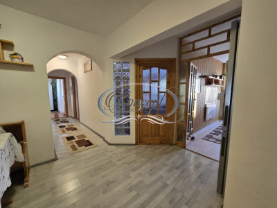 Apartament spatios in zona McDonalds s Manastur