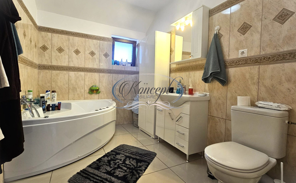 Casa pe 2 niveluri, curte amenajata, parcare, pet friendly, langa Motel Gilau