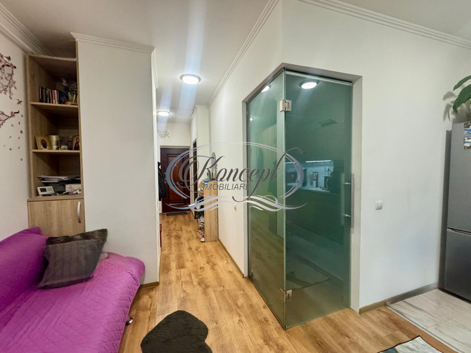 Apartament/birou cu terasa si acces dublu, Ansamblul Iris – Parcul Iris