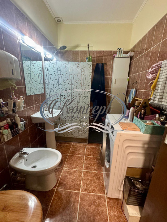 Apartament/birou cu terasa si acces dublu, Ansamblul Iris – Parcul Iris