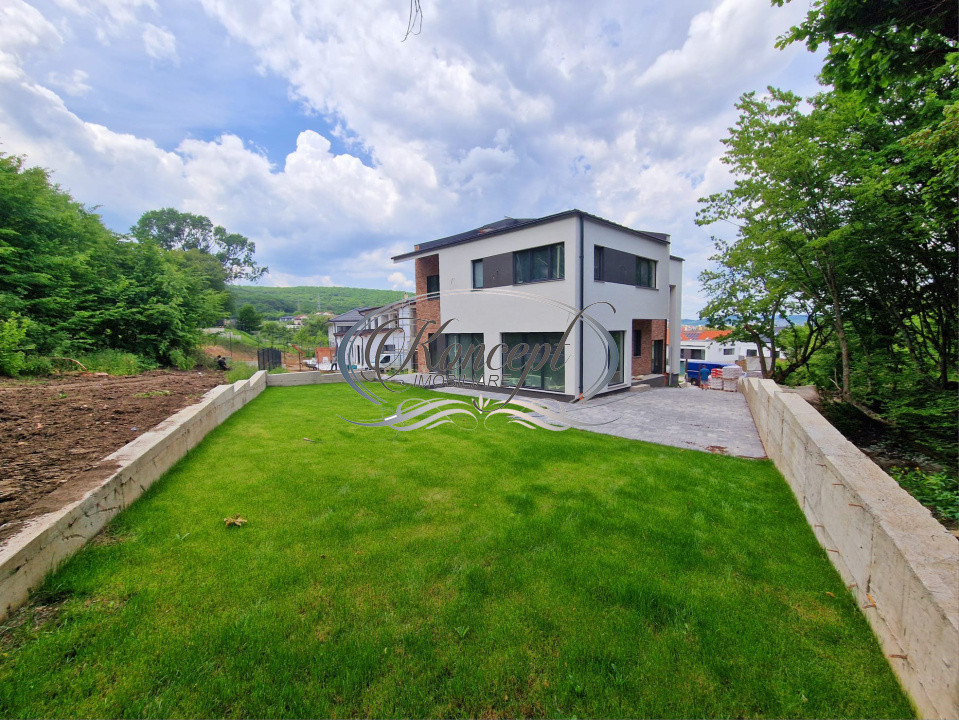 Duplex deosebit, zona Campului