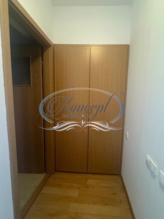 Apartament mobilat si utilat complet, cu balcon