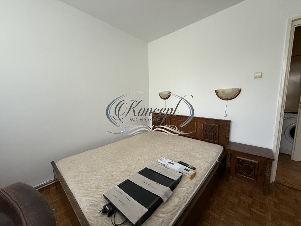 Apartament spatios aproape de The Office