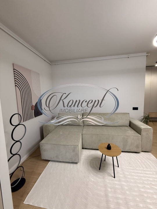 Apartament la cheie, la etaj intemediar, cu parcare