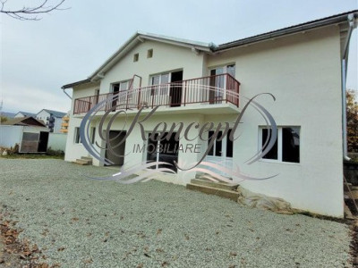 Duplex semifinisat cu garaj in zona Somesului