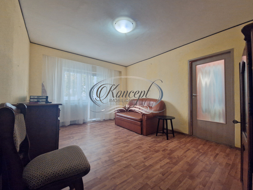 Apartament la cheie, renovat, la etaj intermediar
