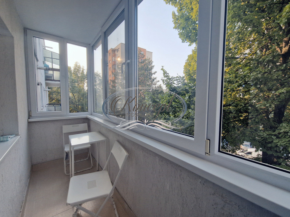 Apartament la cheie, renovat, la etaj intermediar